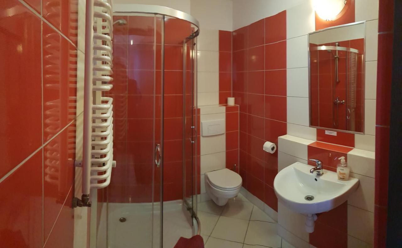 Hotelik Kameleon Pokoje Goscinne Jawor Dış mekan fotoğraf