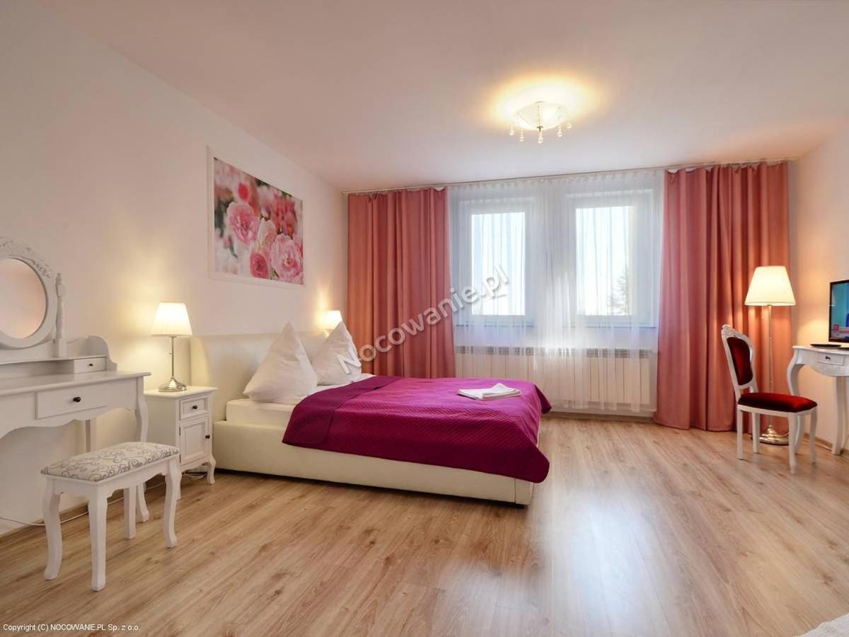 Hotelik Kameleon Pokoje Goscinne Jawor Dış mekan fotoğraf